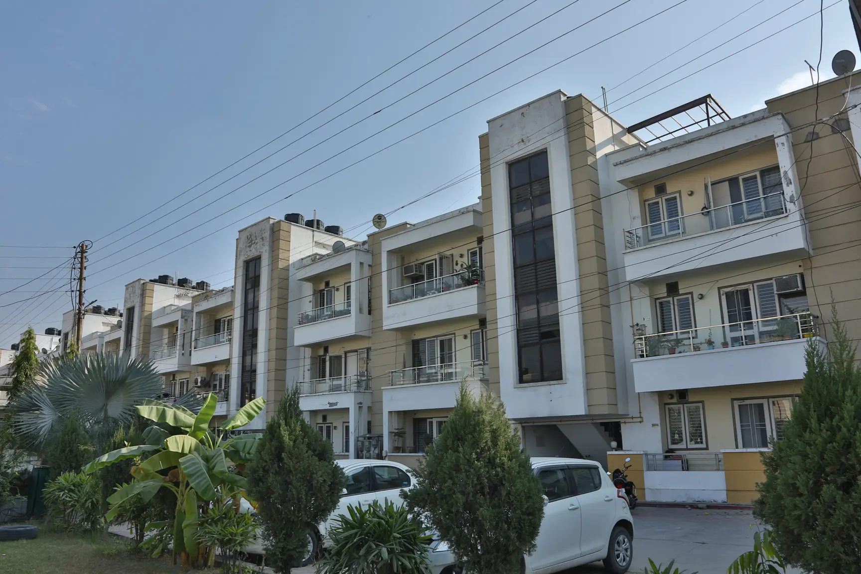 Exterior Image 1: Prakash City
