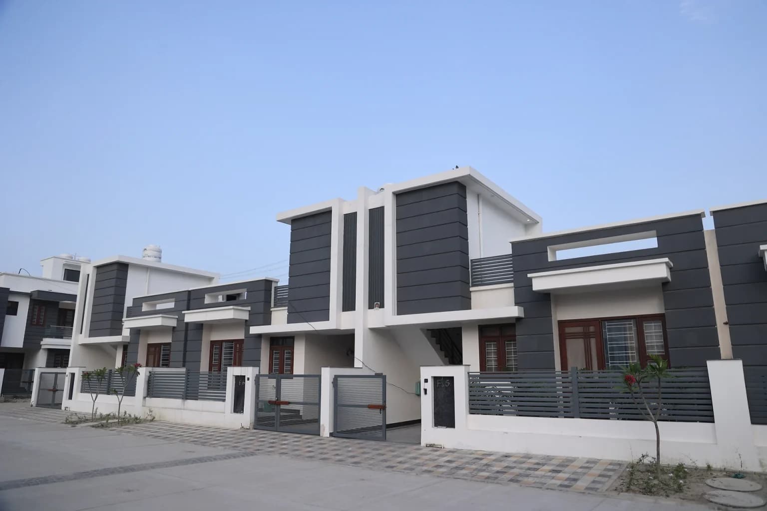 Exterior Image 3: Prakash Nilayam