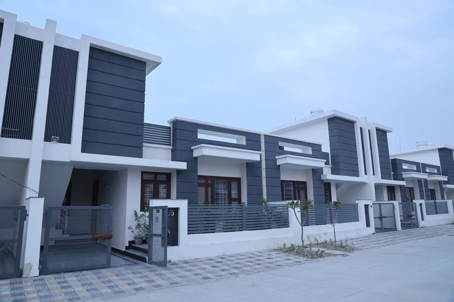 Exterior Image 8: Prakash Nilayam